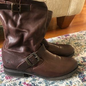 FRYE boots!